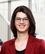 Dr. Alina Bockshecker