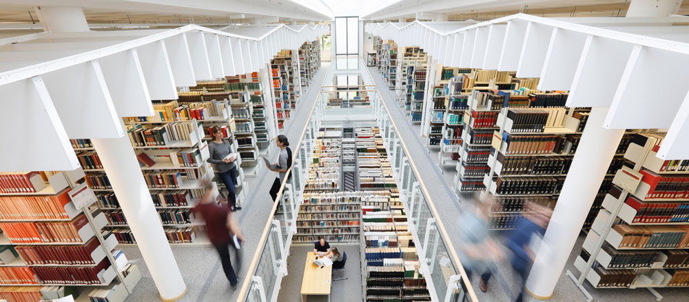 Die Universitätsbibliothek von innen