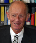 Univ.-Prof. Dr. Michael Bitz