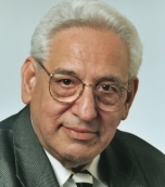 Prof. Dr. Dr. h.c. mult. Dimitris Th. Tsatsos († 24. April 2010)