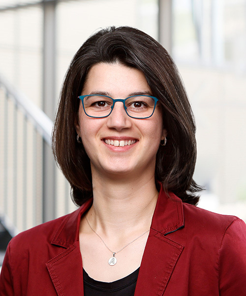 Alina Bockshecker +