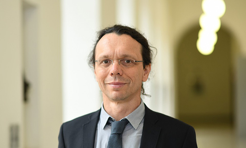 Porträt Prof. Dr. Dirk Ifenthaler