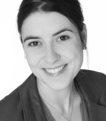 Dr. Julia Zimmermann Dr. Julia Zimmermann