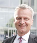 Dr. Ralf Geruschkat Dr. Ralf Geruschkat