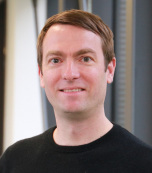 Dr. Arndt Neumann Dr. Arndt Neumann