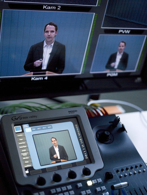 A lecture being recorded in the FernUniversität's video studio