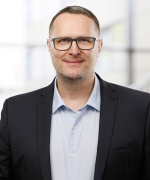 Portrait von Prof. Roman Liepelt, Leiter des Lehrgebiets Allgemeine Psychologie: Urteilen, Entscheiden, Handeln