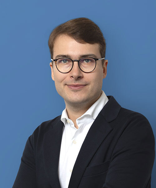 Mann mit Brille