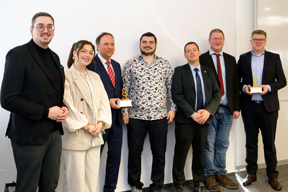 eine Gruppe von Menschen