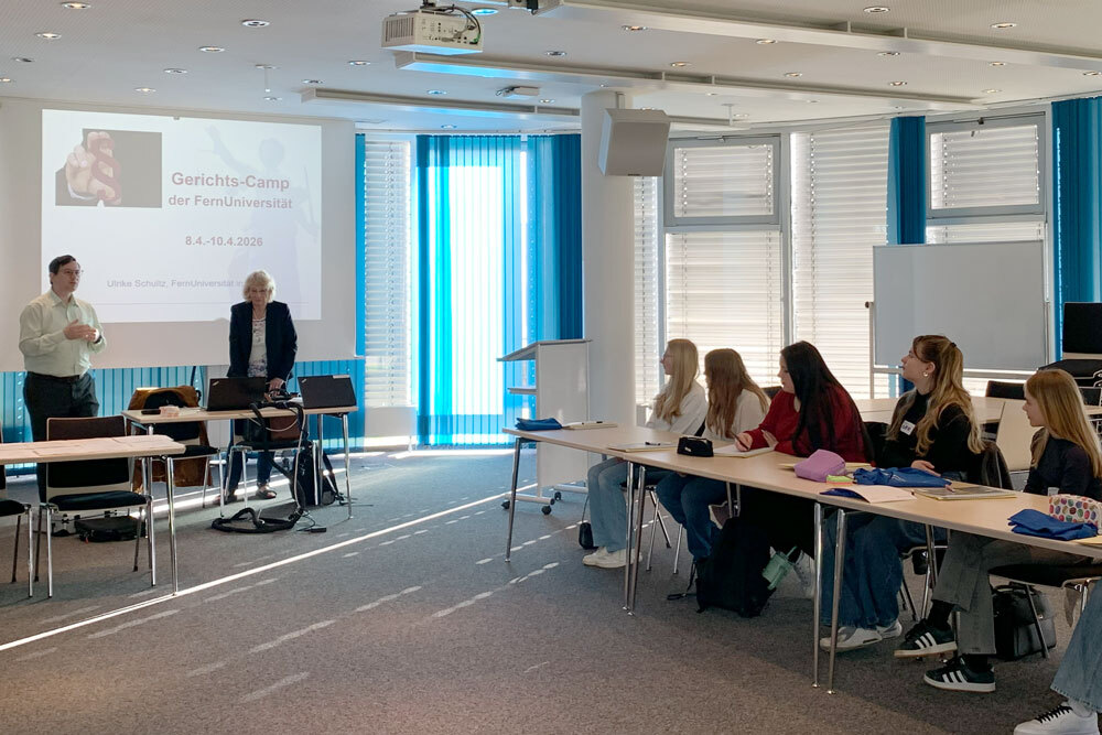 Seminarraum mit Jugendlichen