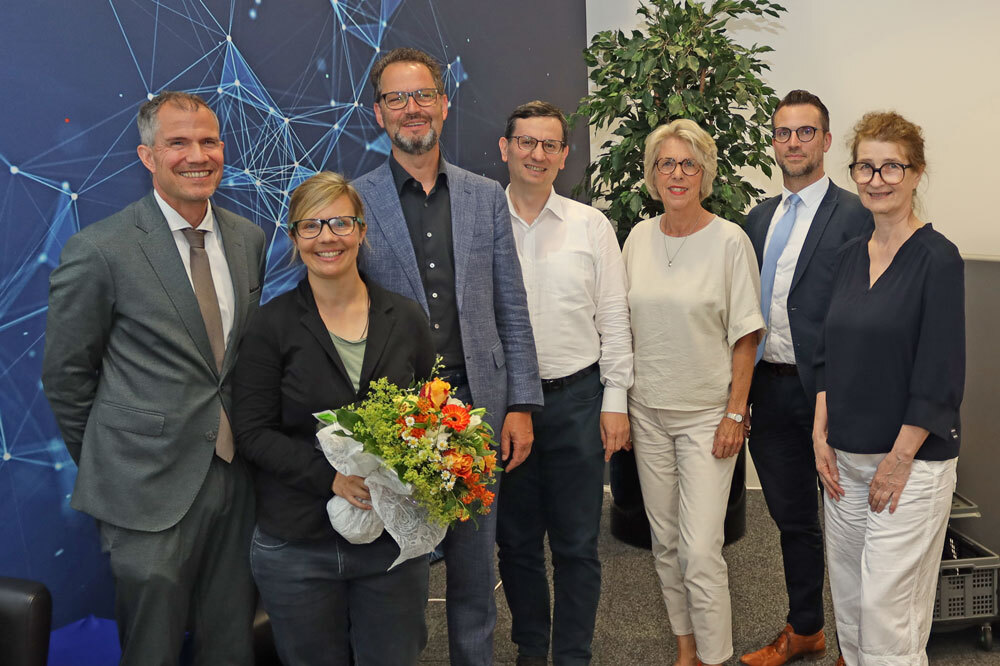 Die neue Prorektorin mit den weiteren Rektoratsmitgliedern sowie den Vorsitzenden von Senat und Hochschulrat