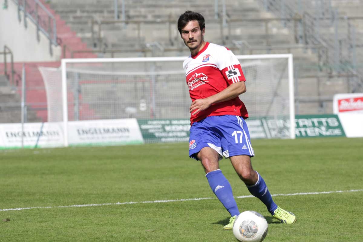 Jonas Hummels als Spieler der Spielvereinigung Unterhaching