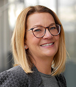 Dr. Stefanie Gerlach Dr. Stefanie Gerlach