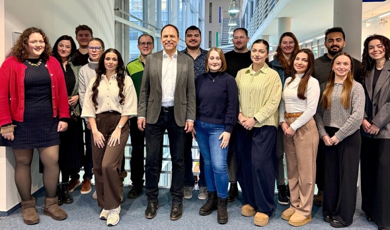 Lehrstuhlbild Januar 2026