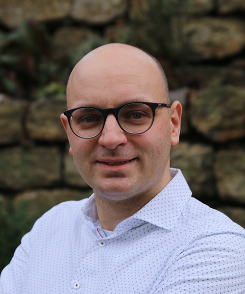 Dr. Raphael Kruse