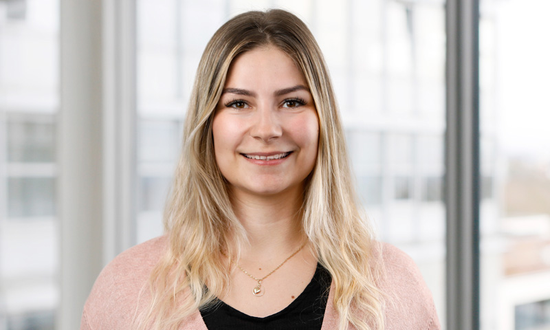 Portrait von Jennifer Raimann