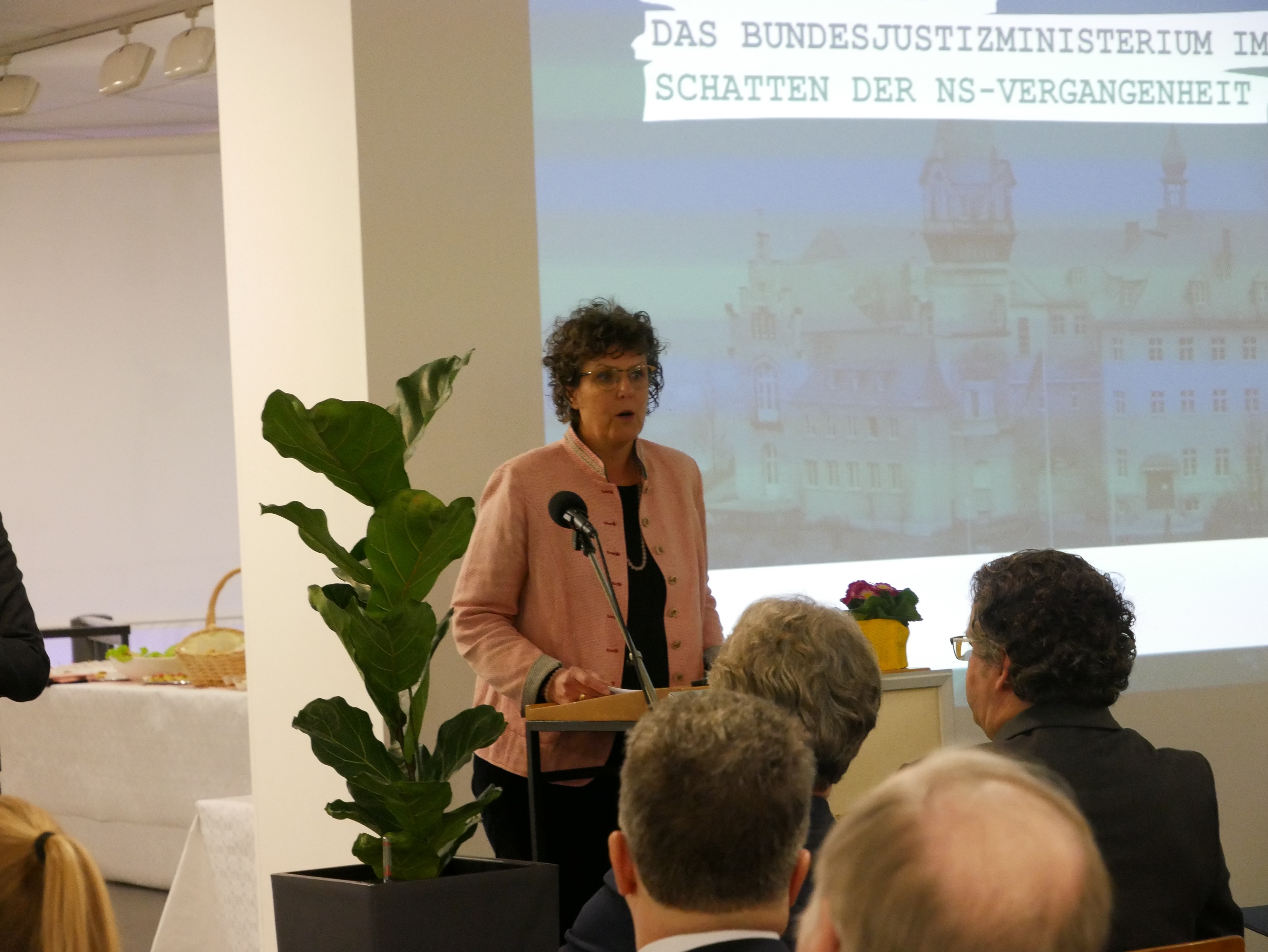 Sylvia M. Felder, Präsidentin des Regierungspräsidiums Karlsruhe