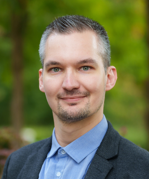 
                            Kevin Schöke
                        