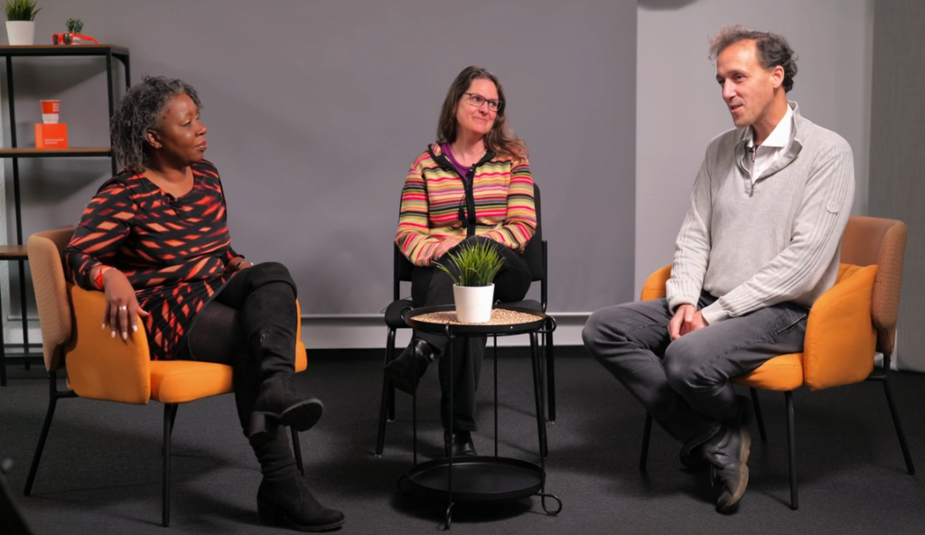 Die drei Organisator*innen des multilingualen Language Cafés: Dr. Prue Goredema (FernUni in Hagen), Ana Isabel Martín Ibáñez (FH Dortmund) und Christophe Peyrani (FH Dortmund)