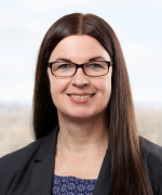Dr. Anke Marks Dr. Anke Marks